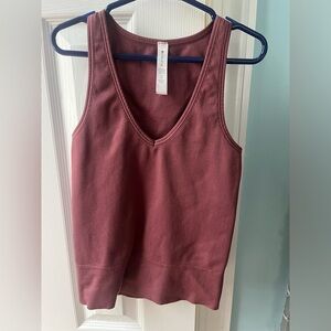 althleta tank top